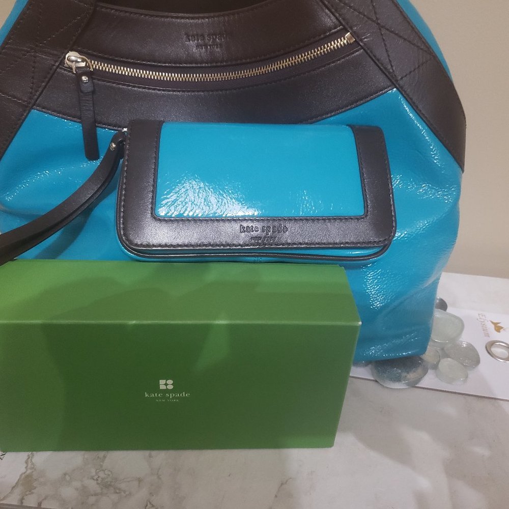 Kate Spade tote and wristlet